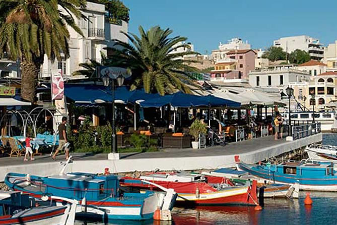 Guests enjoying the boat ride and lunch on the Cretan coast
